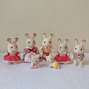 Calico Critters Hopscotch Rabbit Family 7 Miniature Bunnies Dollhouse Animals